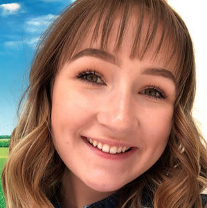 Meet your Posher, Dakota